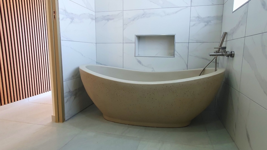 3 Bedroom Property for Sale in Dana Bay Western Cape